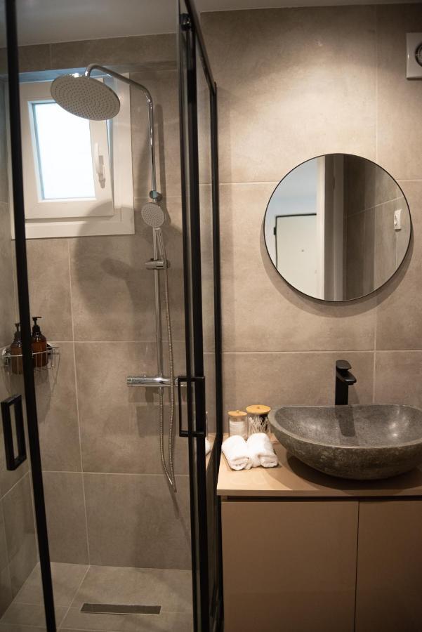 Naiads Nest - The Garden Gem Apartment Varkiza Luaran gambar