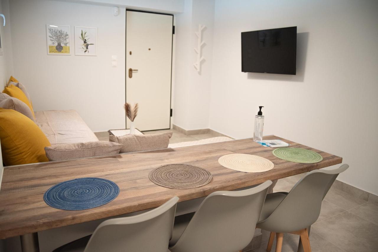 Naiads Nest - The Garden Gem Apartment Varkiza Luaran gambar