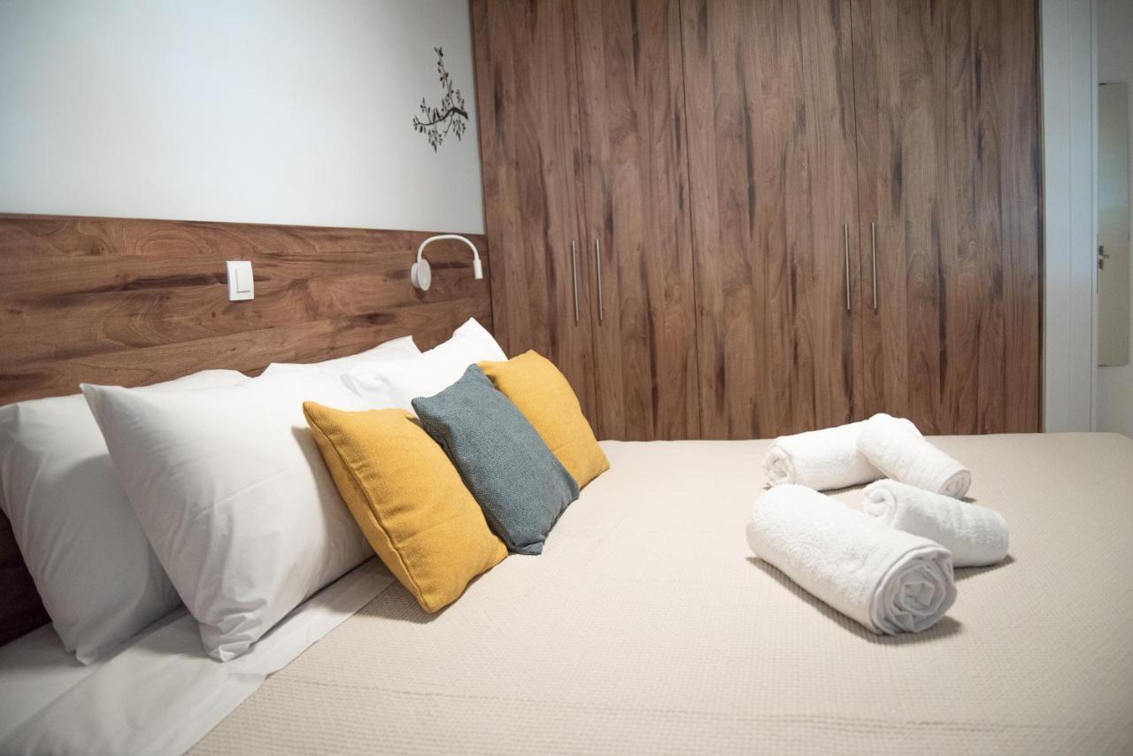 Naiads Nest - The Garden Gem Apartment Varkiza Luaran gambar